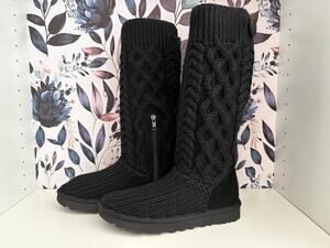 NEW UGG Classic Women’s Size 7 M Cardi Cabled Knit Side Zip Boots Black 1146010